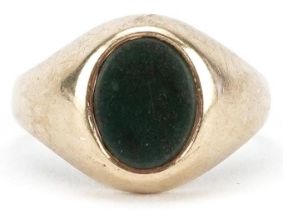 9ct gold bloodstone signet ring, size L, 3.0g