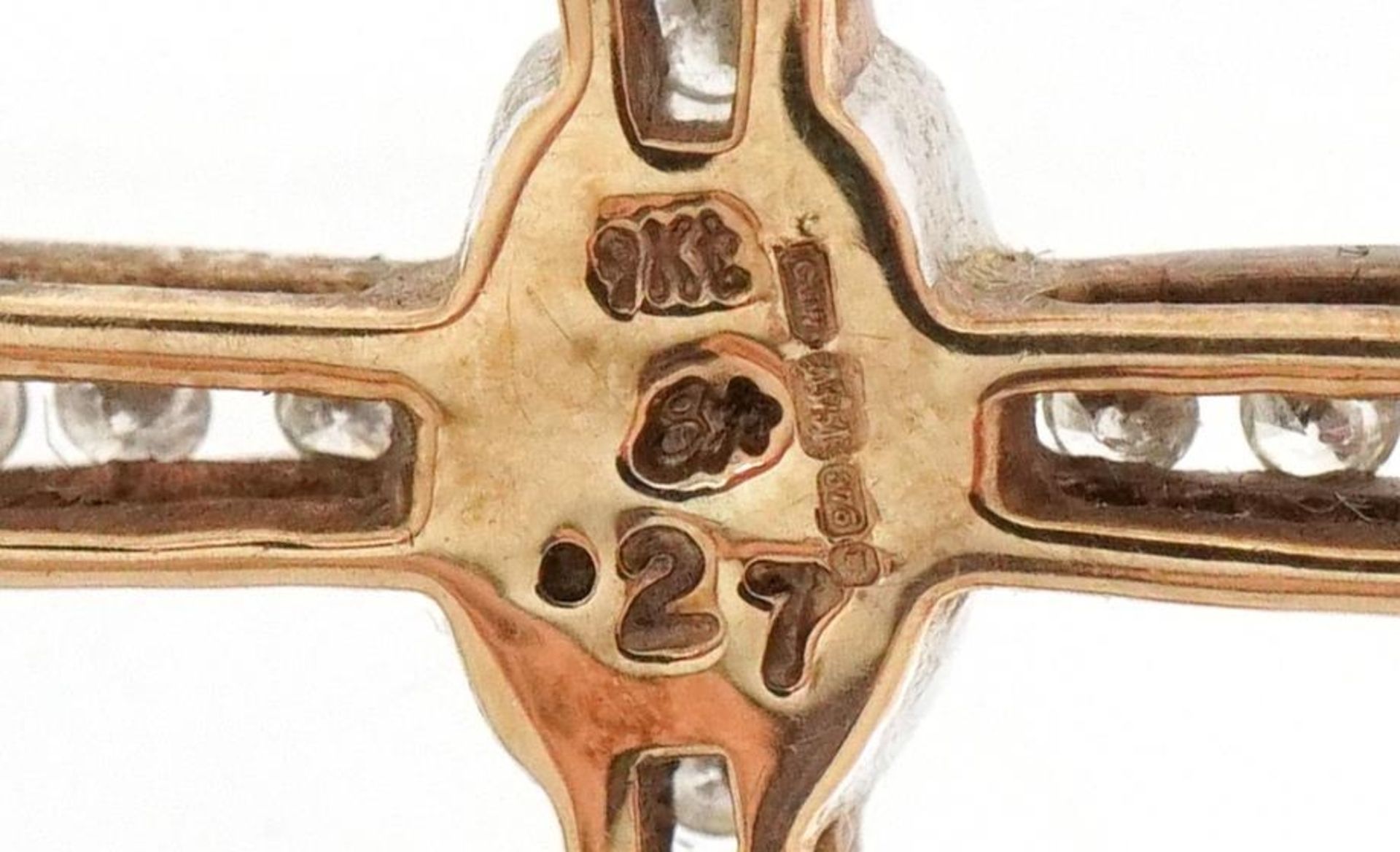 Renaissance Revival 9ct two tone gold diamond cross pendant stamped 0.27, 4cm high, 3.7g - Image 3 of 3