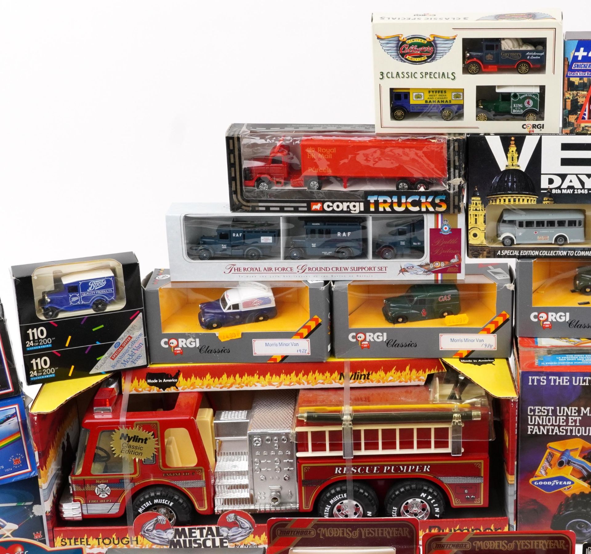Large collection of diecast vehicles with boxes, including Forces Sweethearts by Lledo and Corgi - Image 3 of 7