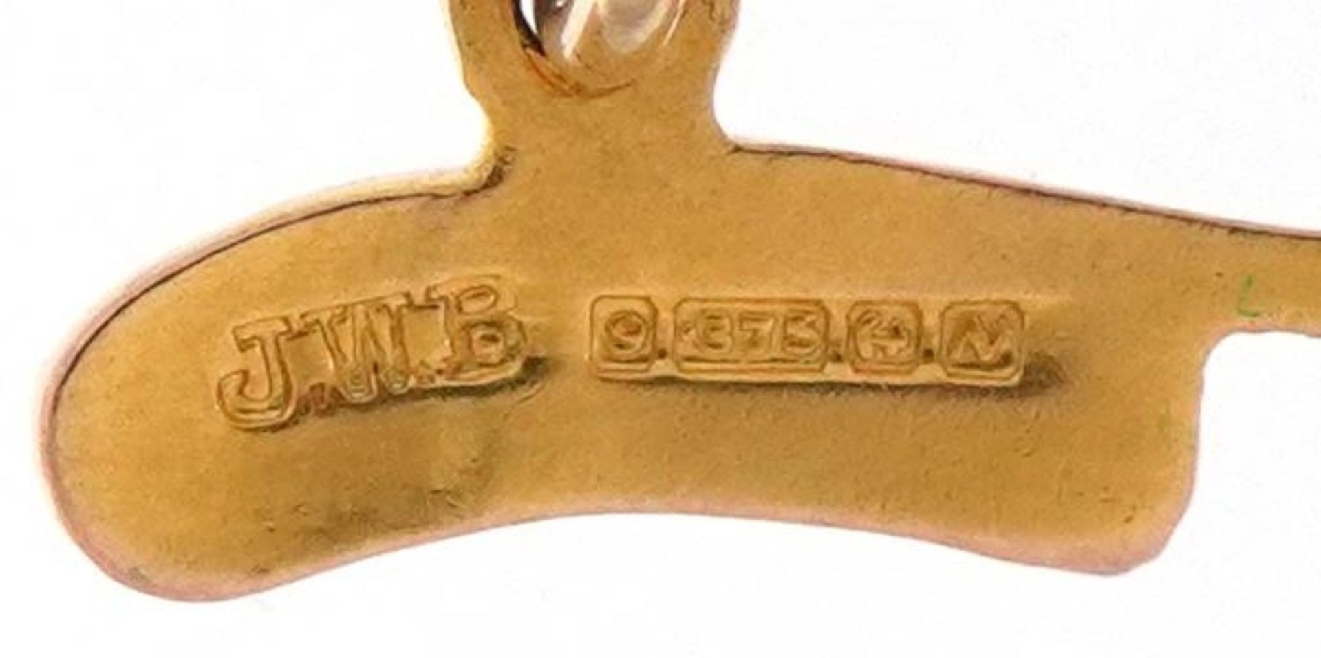 9ct gold charm in the form of bosun's whistle, 1.4cm wide, 0.5g - Bild 3 aus 3