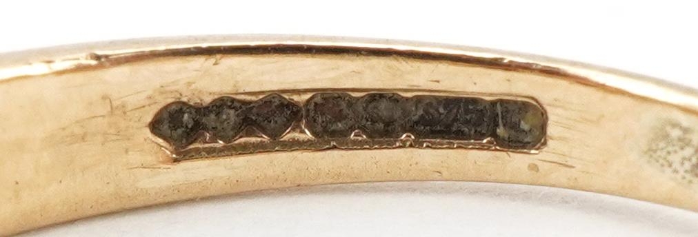 9ct gold garnet and clear stone half eternity ring, sizes M, 1.5g - Image 4 of 4