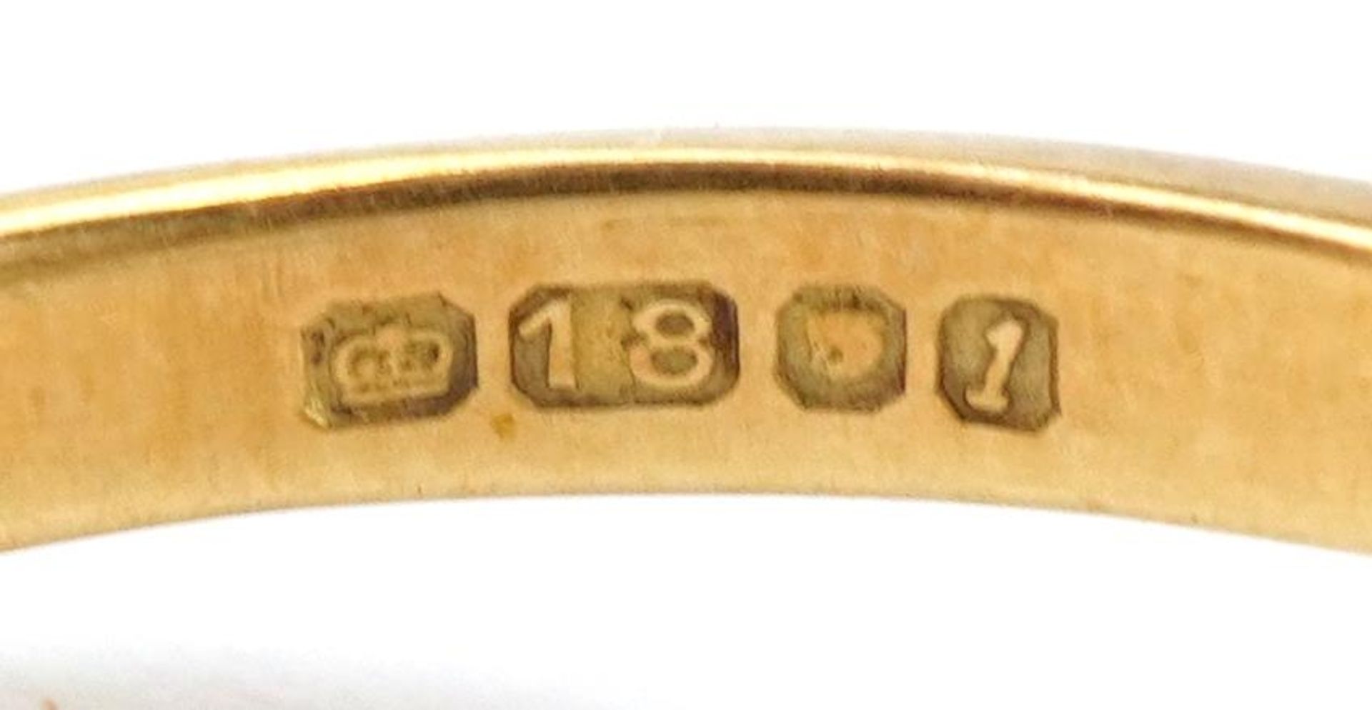 18ct gold diamond five stone crossover ring, size O, 4.5g - Bild 4 aus 5
