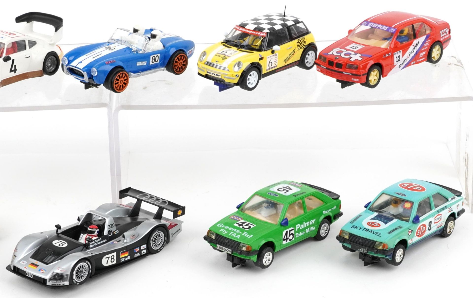 Ten vintage and later slot cars including Scalextric, Carrera Evolution and Hornby - Bild 3 aus 3