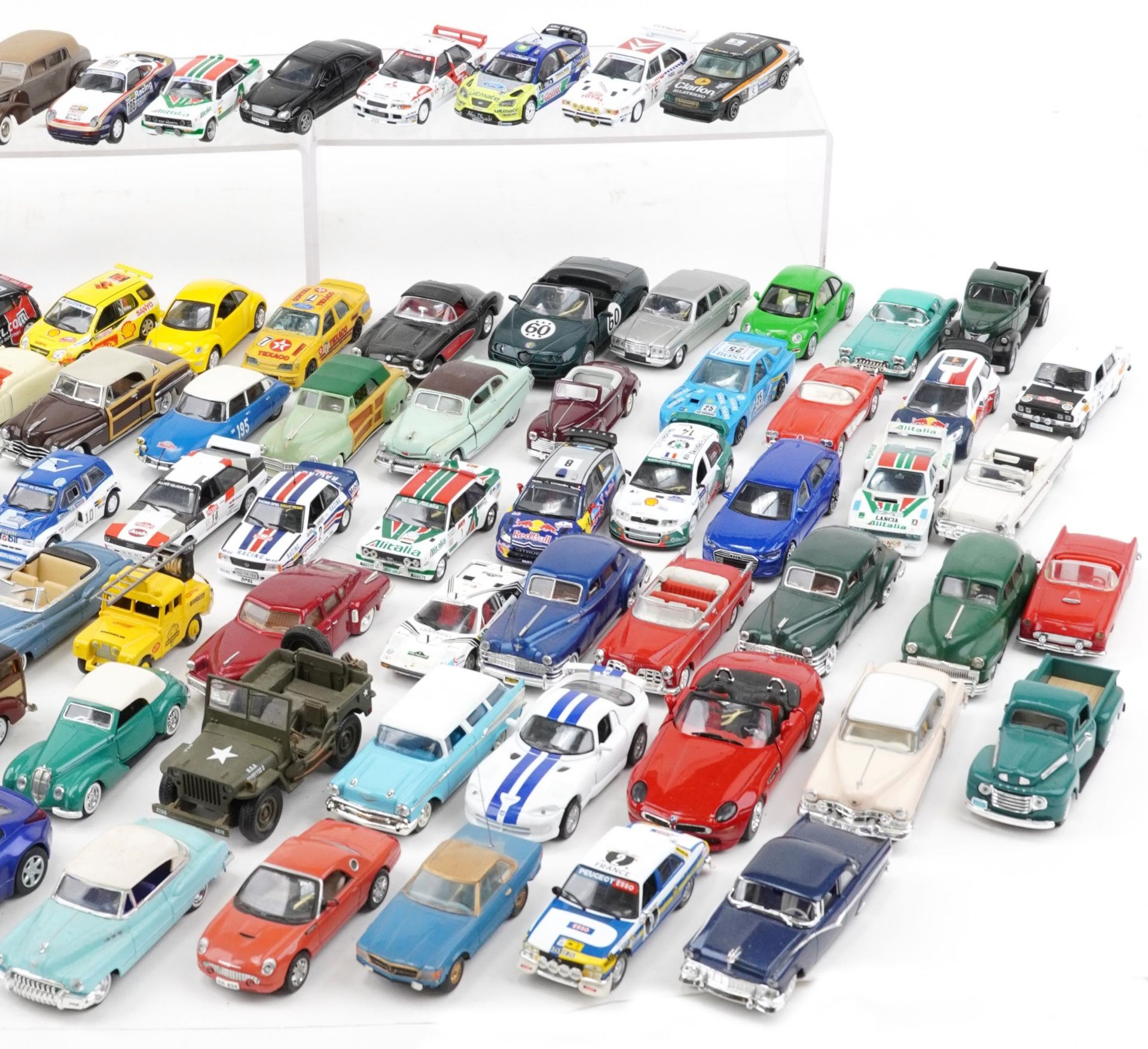 Vintage and later collector's vehicles, predominantly diecast, including Solido, Rio and Burago - Bild 3 aus 3