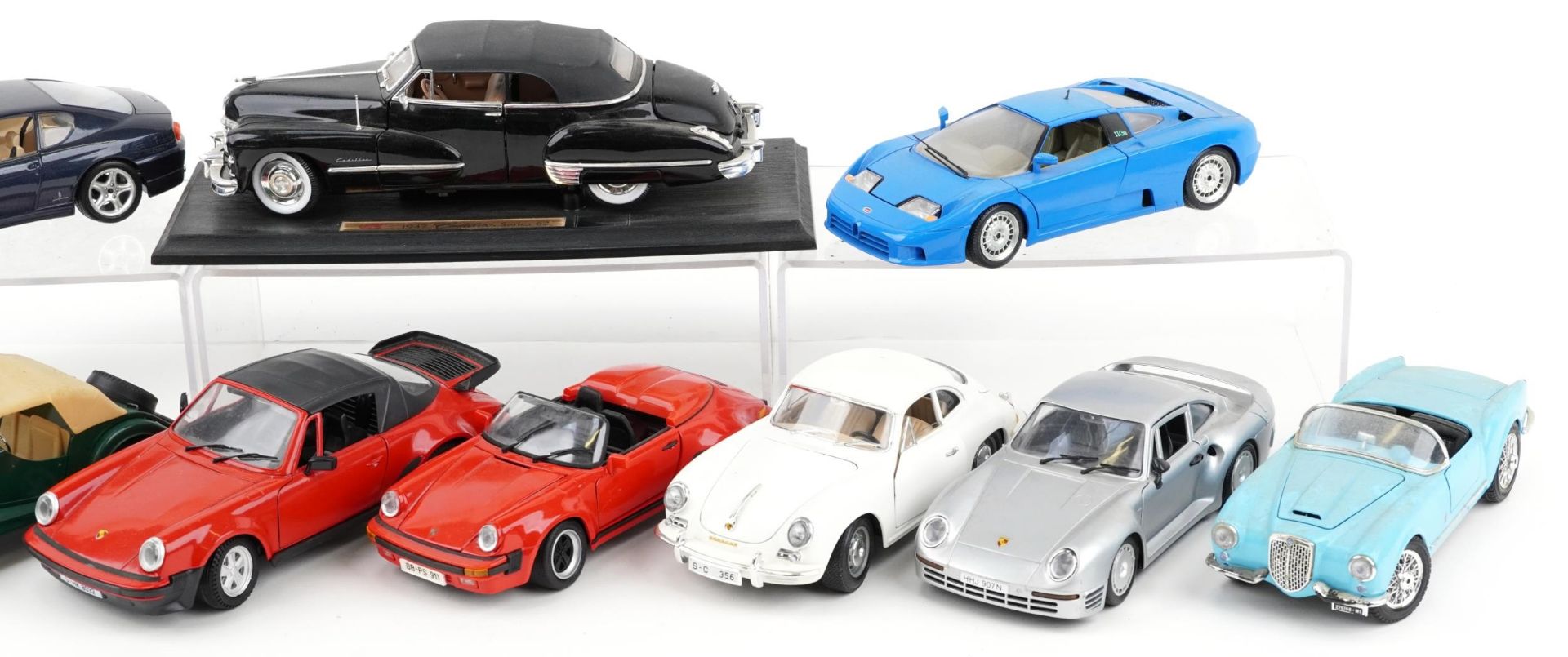 Ten 1:18 scale diecast vehicles including Burago Ferrari 456GT 1992, Maisto Porsche 911 Speedster - Image 3 of 3