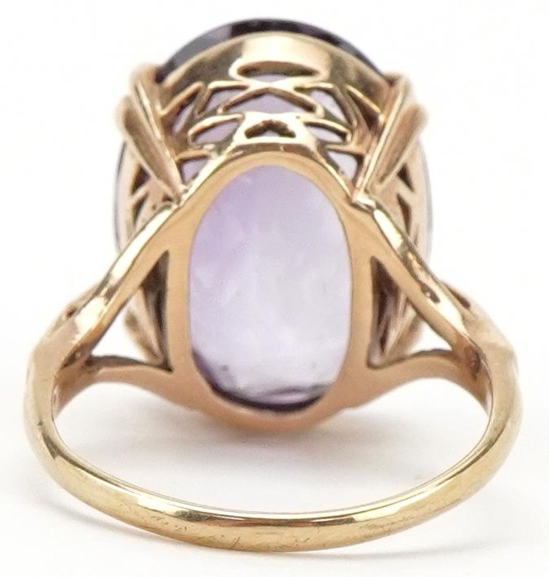 Large 9ct gold amethyst solitaire ring, the amethyst approximately 18.0mm x 13.10mm x 9.30mm deep, - Image 2 of 5