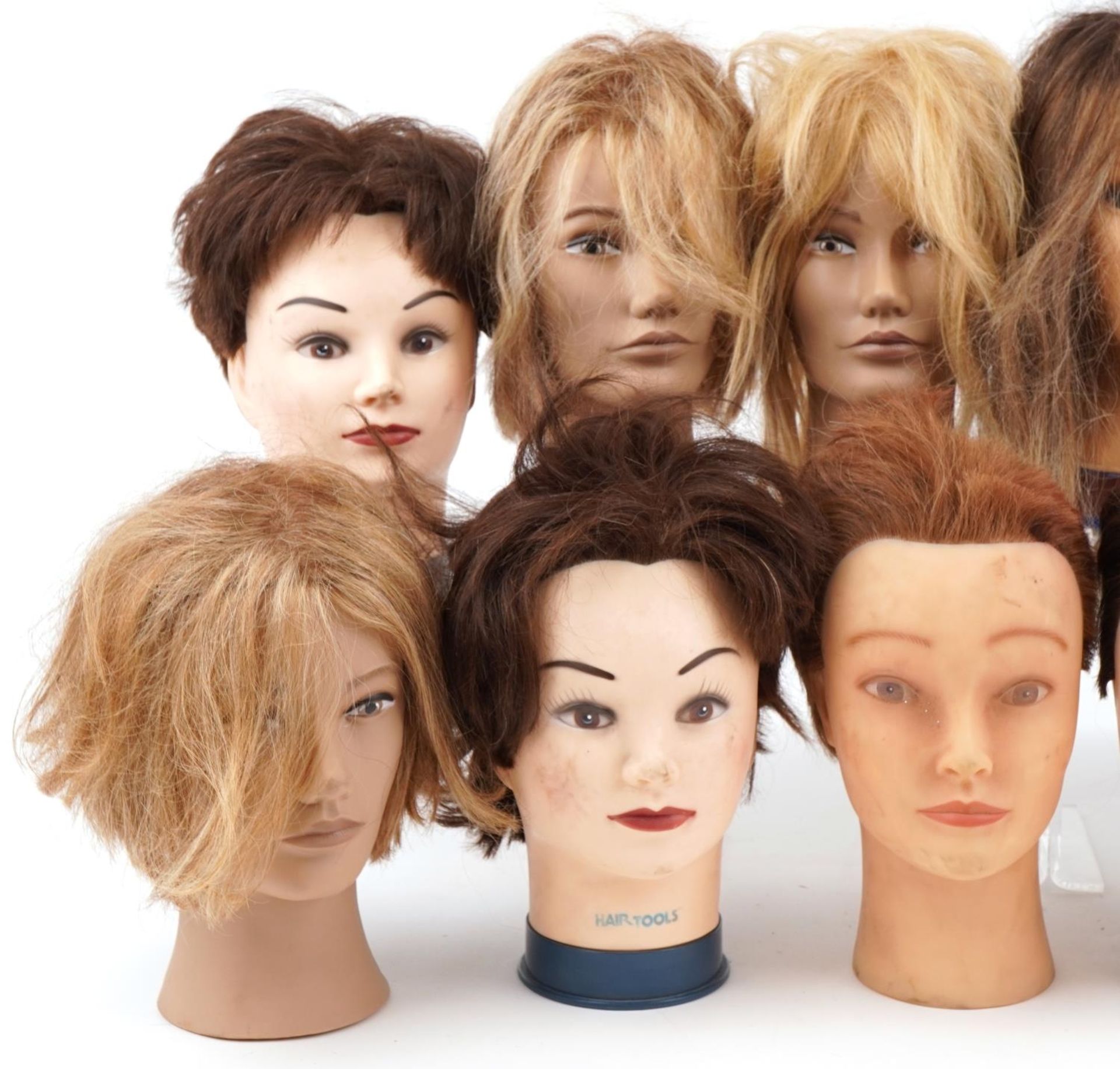 Collection of hairdresser's training mannequin heads including L'Image and hair tools - Bild 2 aus 4