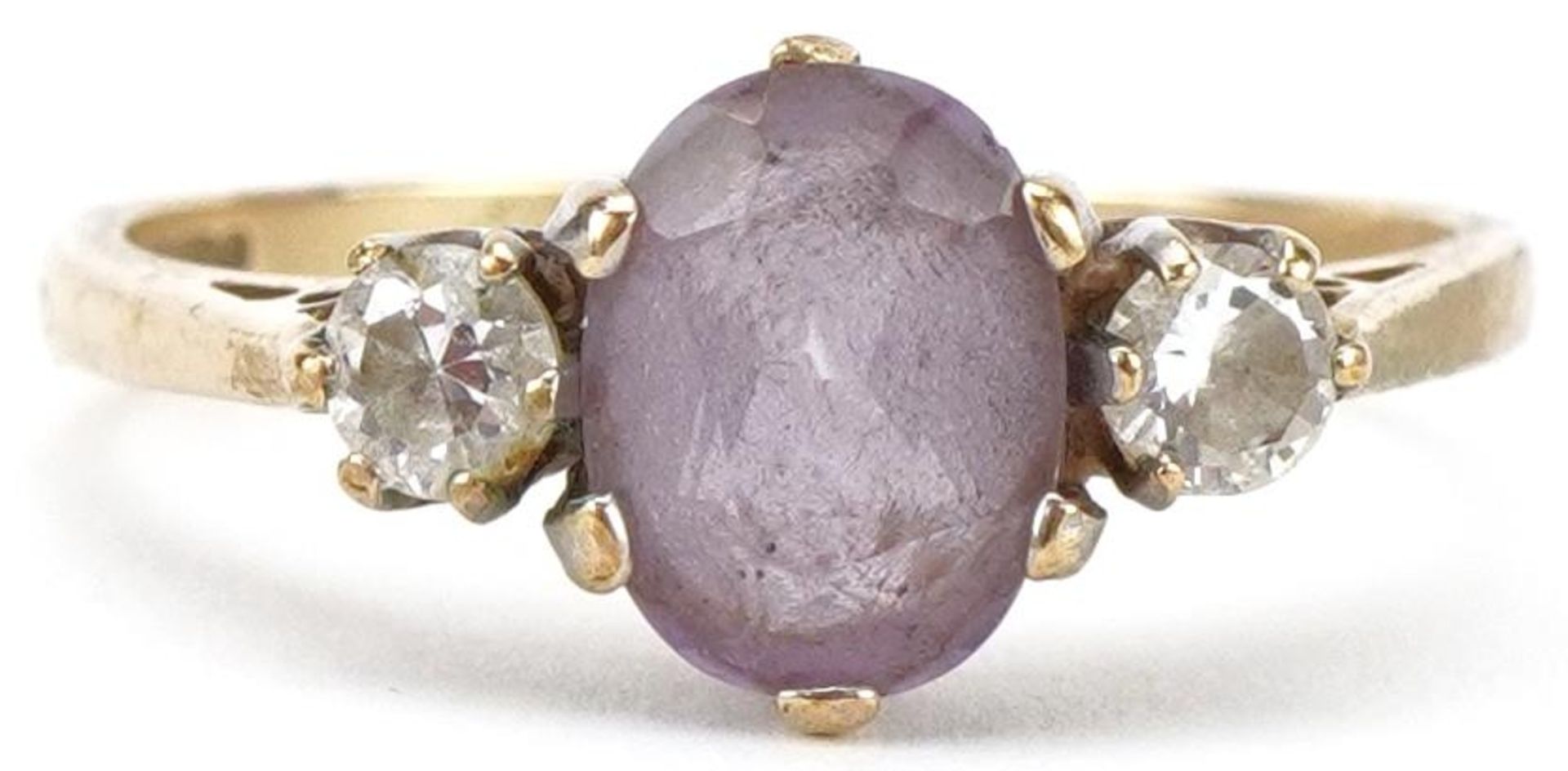 9ct gold amethyst and clear stone three stone ring, size P, 2.2g