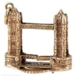 Large 9ct gold charm in the form of London Tower Bridge with rise and fall bridge, 2.2cm high, 7.4g