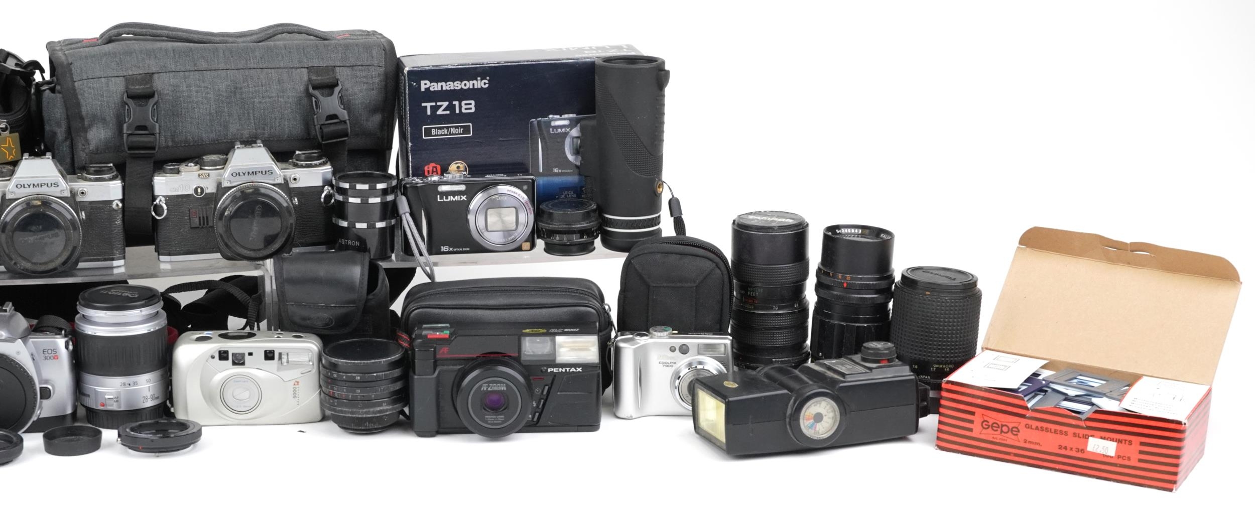 Vintage and later cameras, lenses and accessories including Zenit-B, Canon EOS300V, Olympus, - Image 4 of 4