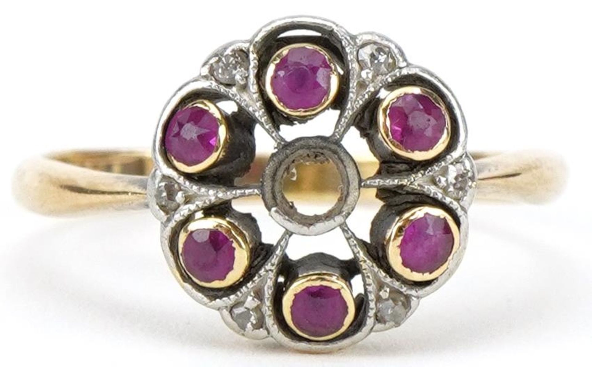 Art Deco 18ct gold ruby and diamond cluster ring, size O, 2.8g