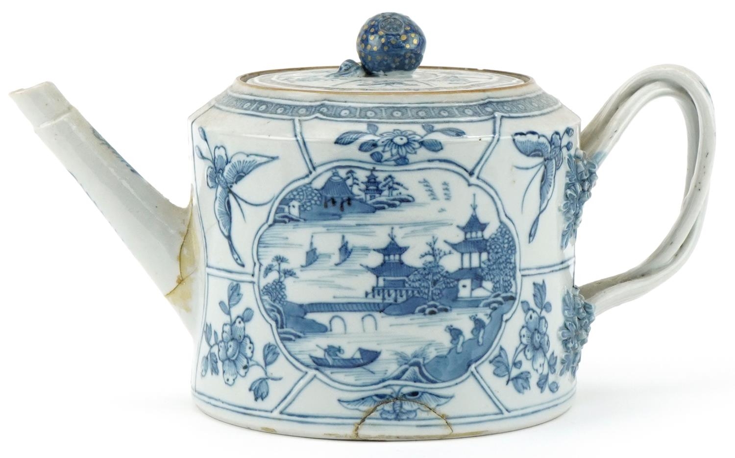 18th century Chinese porcelain teapot hand painted in the Willow pattern, 14cm high - Image 2 of 7