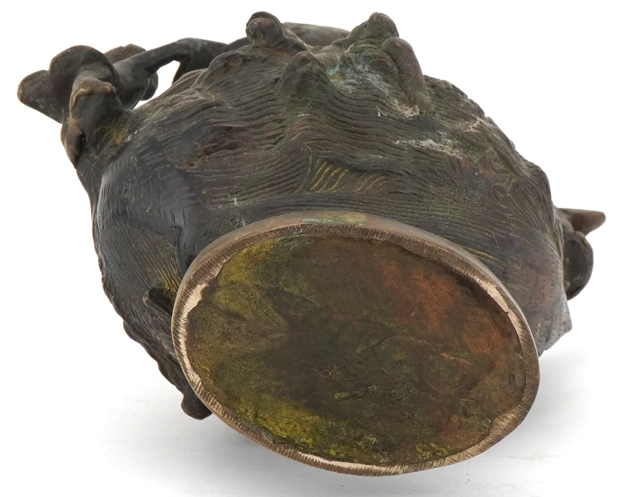 19th century classical patinated bronze jug surmounted and decorated in relief with children and - Image 4 of 4