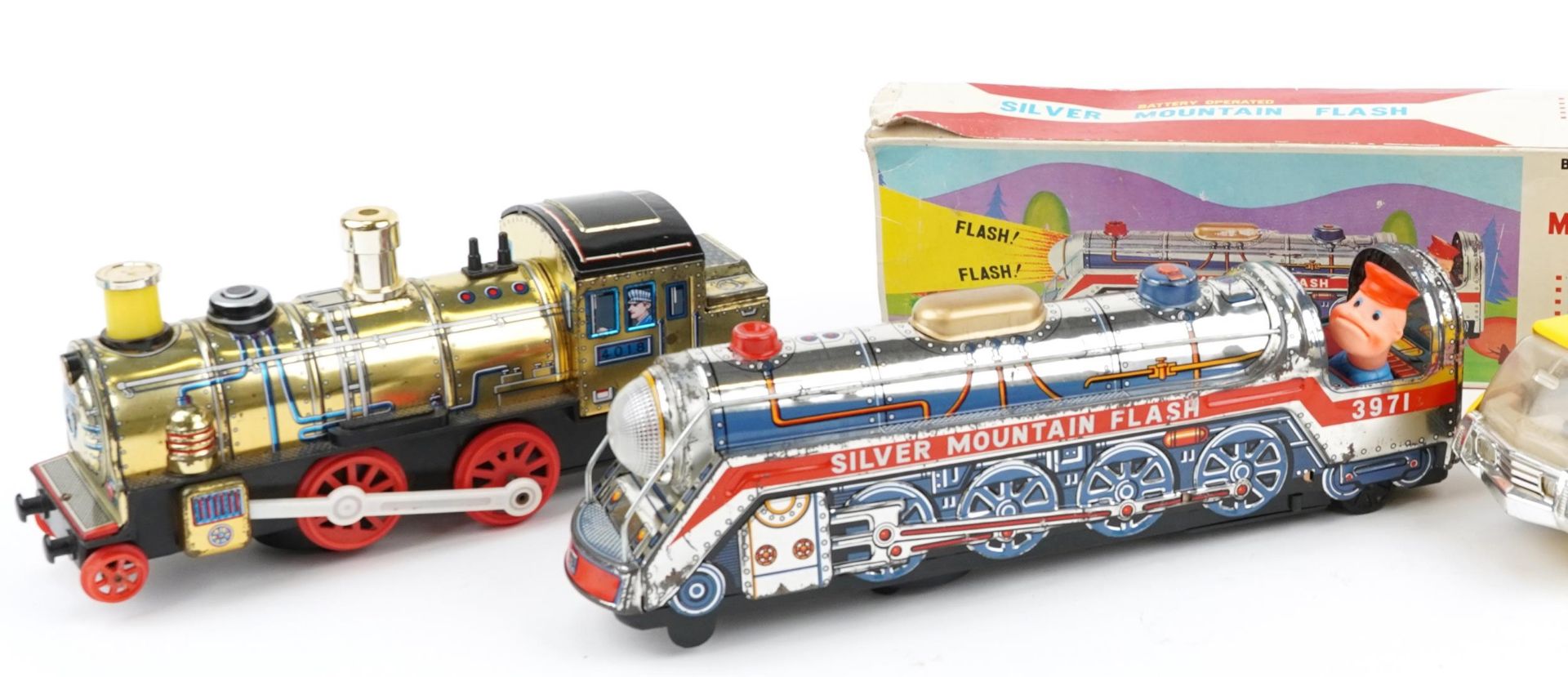 Battery operated tinplate Silver Mountain Flash train, a similar train, Yellow Tonka dumper and a - Bild 2 aus 6