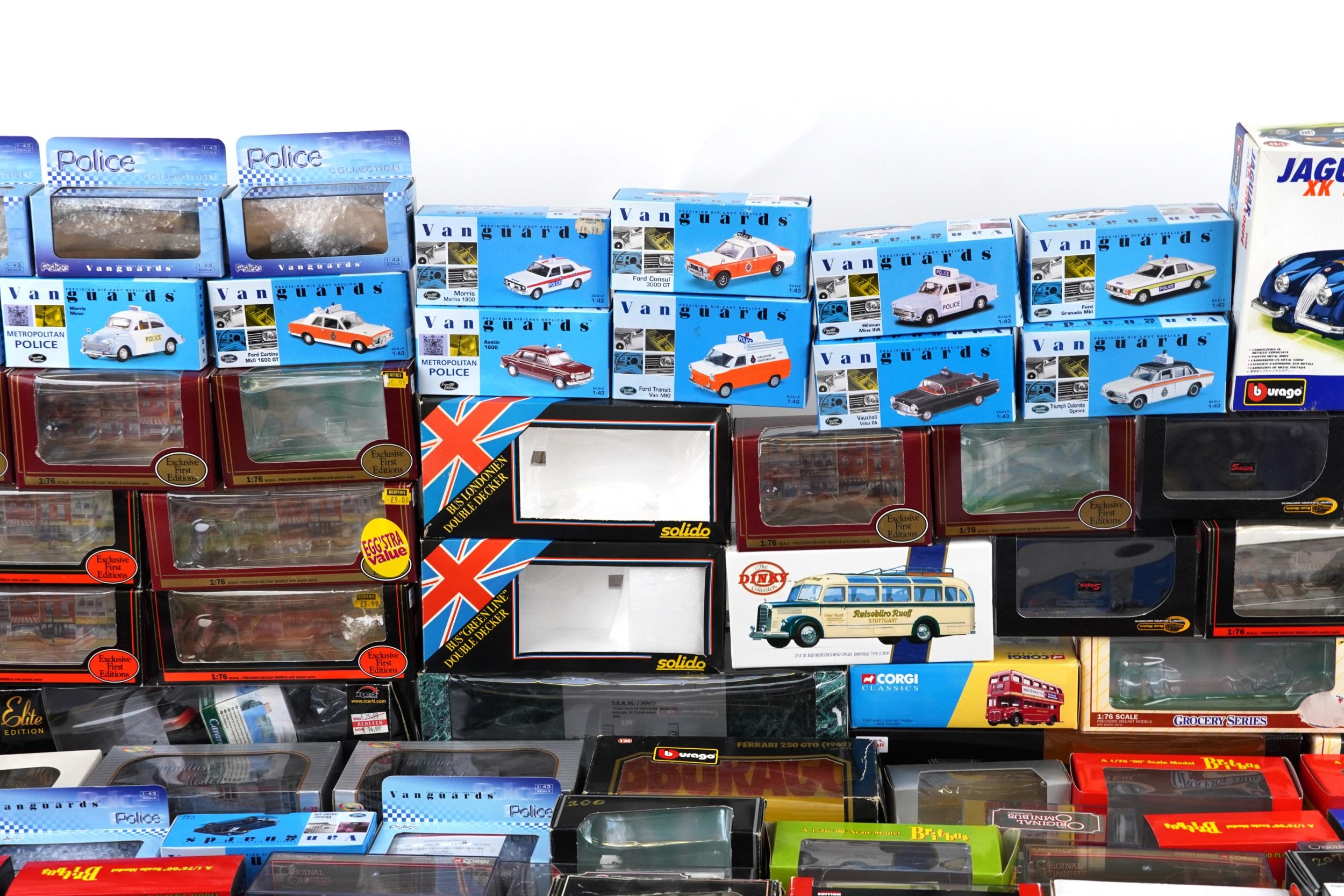 Extensive collection of model collector's vehicle boxes - Bild 3 aus 7