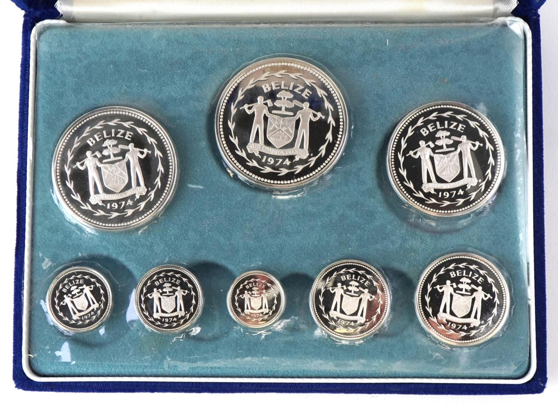 1974 Coinage of Belize silver proof eight coin set minted at The Franklin Mint, housed in a silk and - Bild 3 aus 4