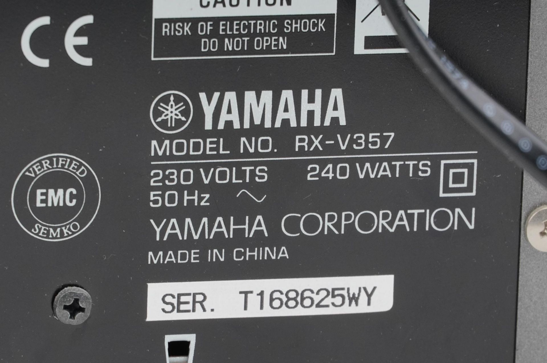 Technics automatic turntable system SL-DD33 and a Yamaha Natural Sound AV receiver RX-V357 - Bild 5 aus 5