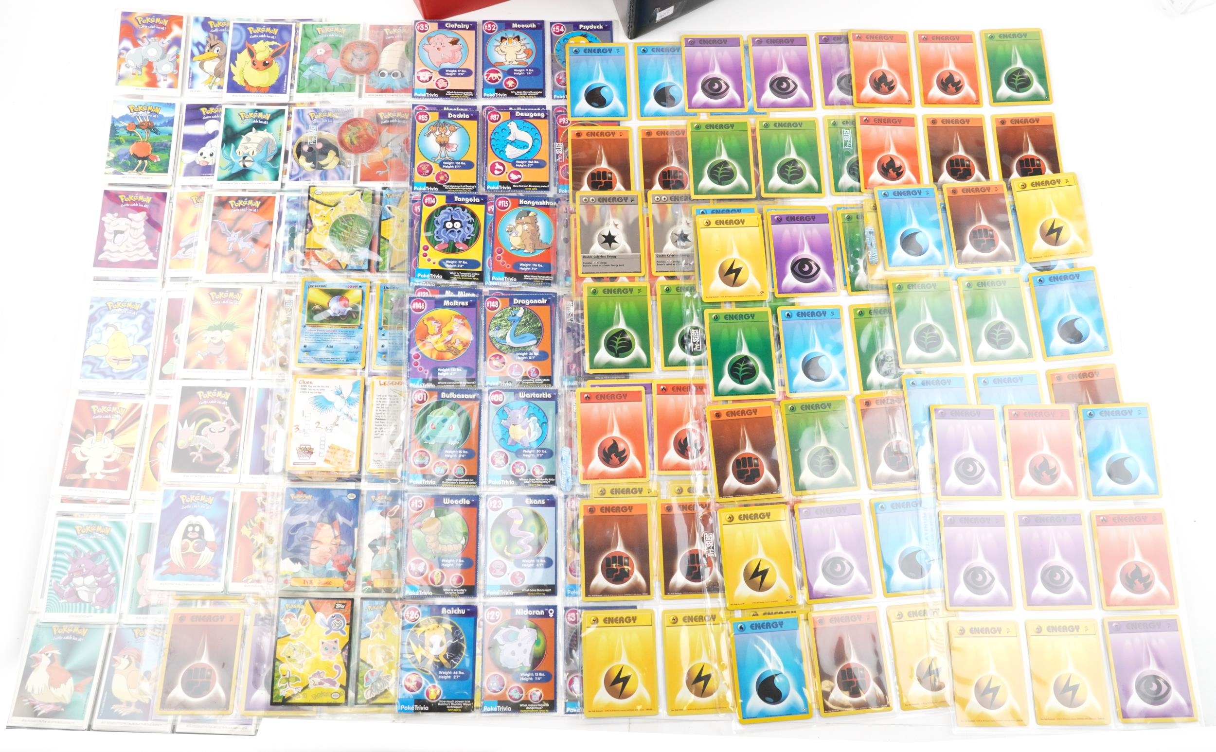 Large collection of of Pokemon trading cards including Electabuzz, Gigglypuff and Zapdos and Pokemon - Image 3 of 11