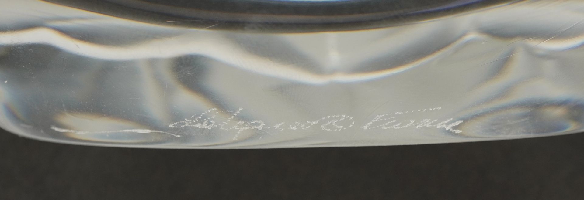 Lalique frosted leaf design dish, etched mark to the reverse, opalescent bowl with cherries and a - Bild 5 aus 7