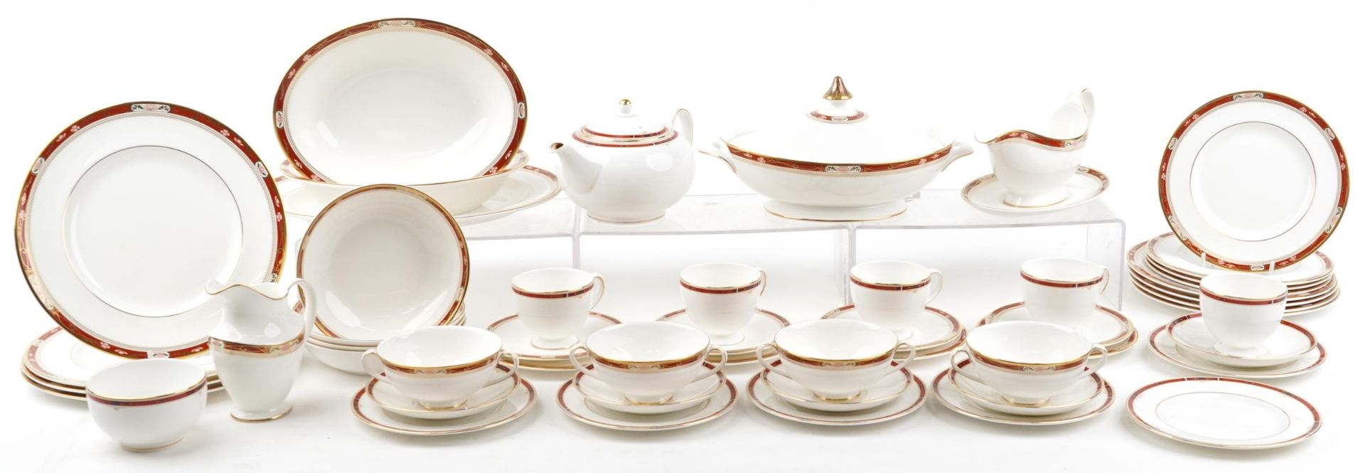 Wedgwood and Royal Doulton Sandon dinner and teaware including teapot, lidded tureen, cups and