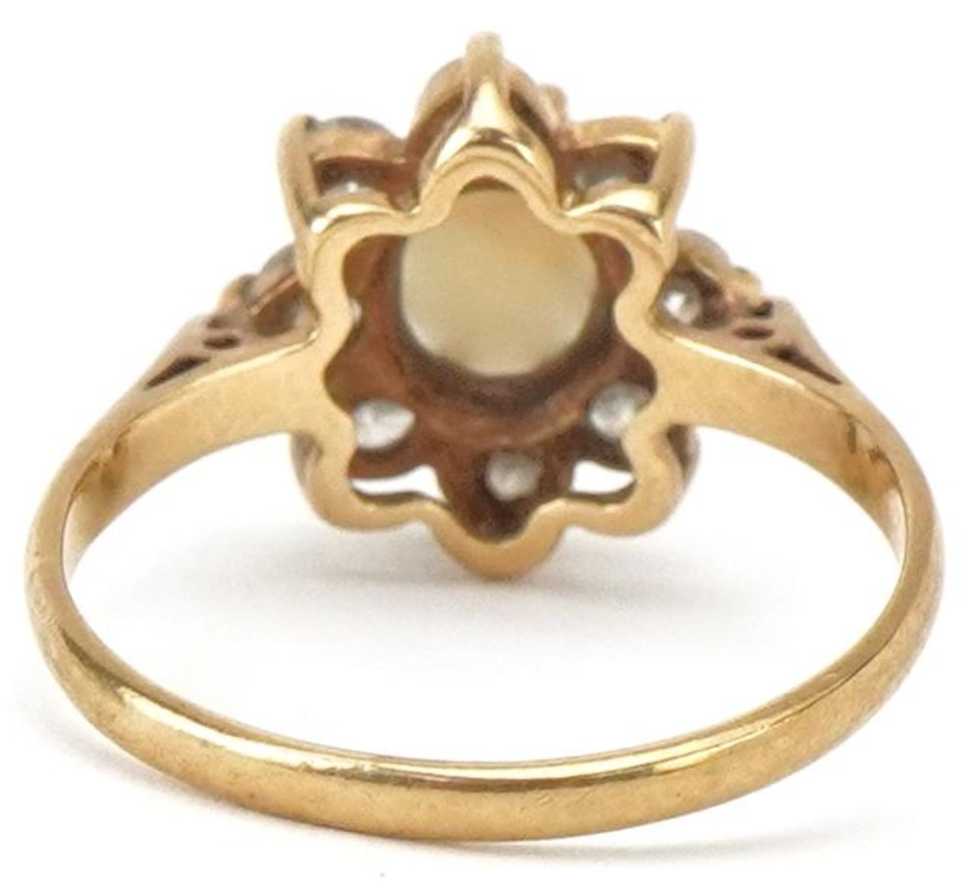 9ct gold cabochon opal and clear stone flower head ring, size M, 2.2g - Bild 2 aus 4
