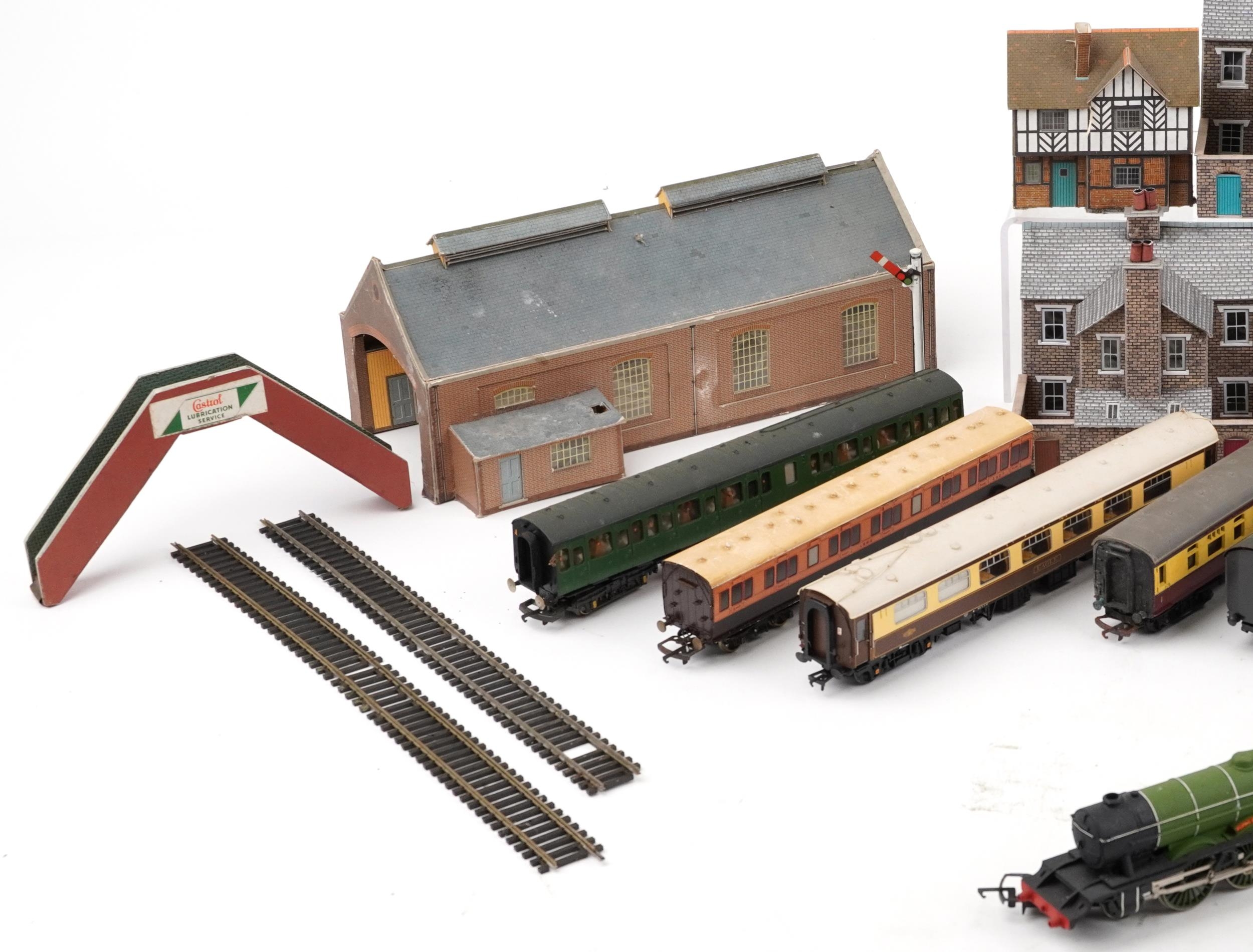 OO gauge model railway and accessories including Lima King George V locomotive with tender, Hornby - Image 2 of 3