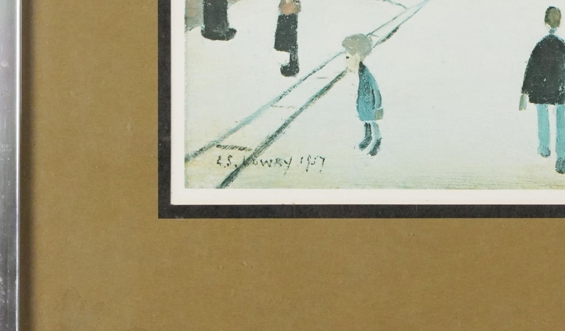 After Laurence Stephen Lowry - Coronation Street, vintage print in colour, mounted, Manchester stamp - Bild 3 aus 5