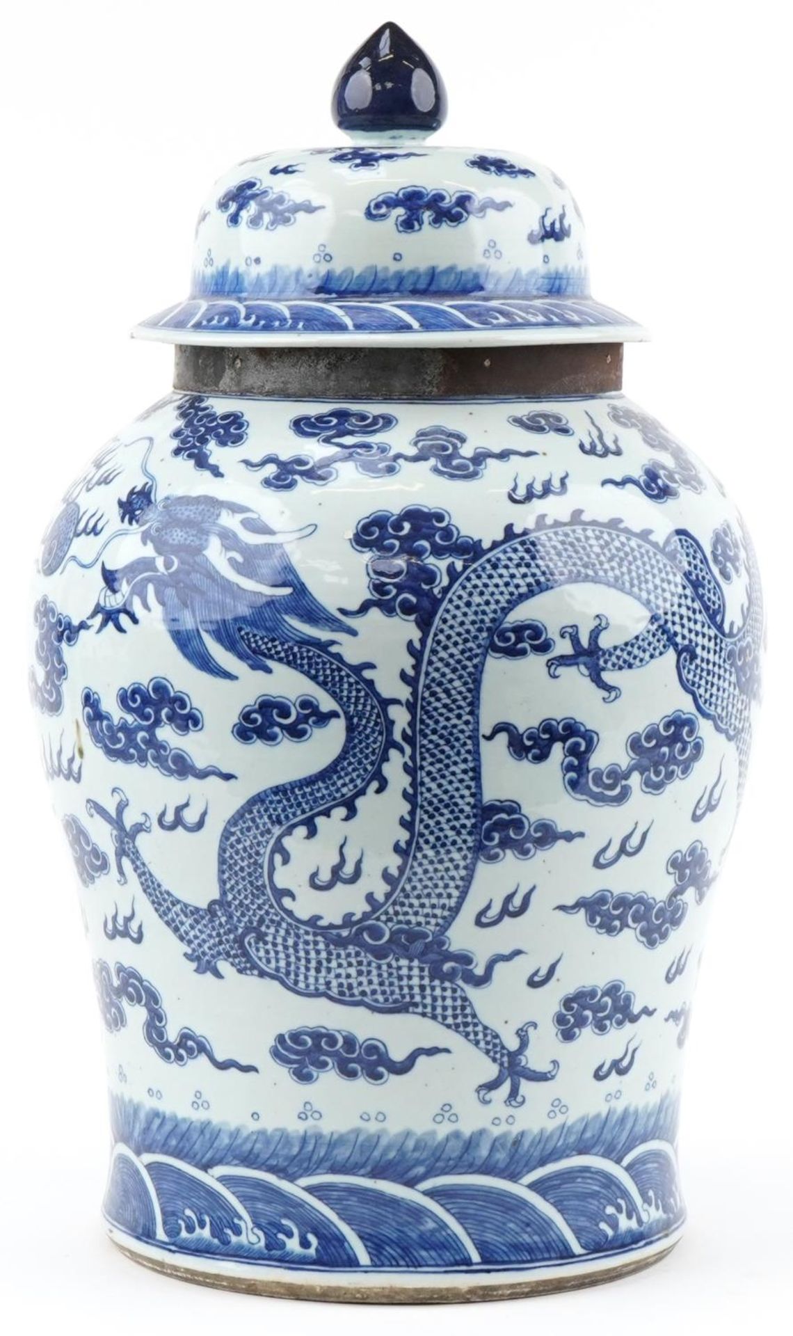 Large Chinese Kangxi jar and cover hand painted with a dragon chasing the flaming a pearl, 66cm high - Bild 3 aus 7