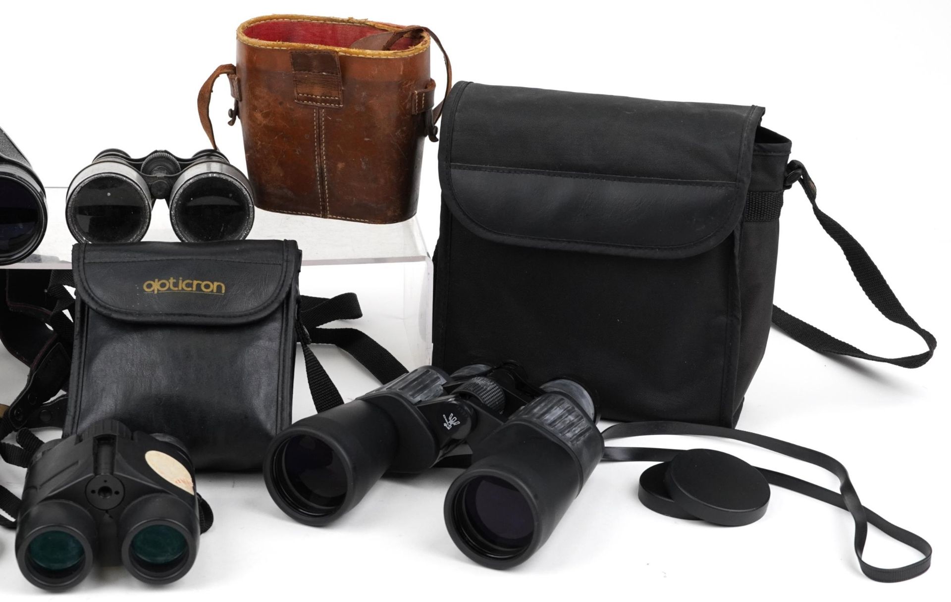 Five pairs of vintage and later binoculars and two telescopes including a Russian USSR example - Bild 3 aus 3