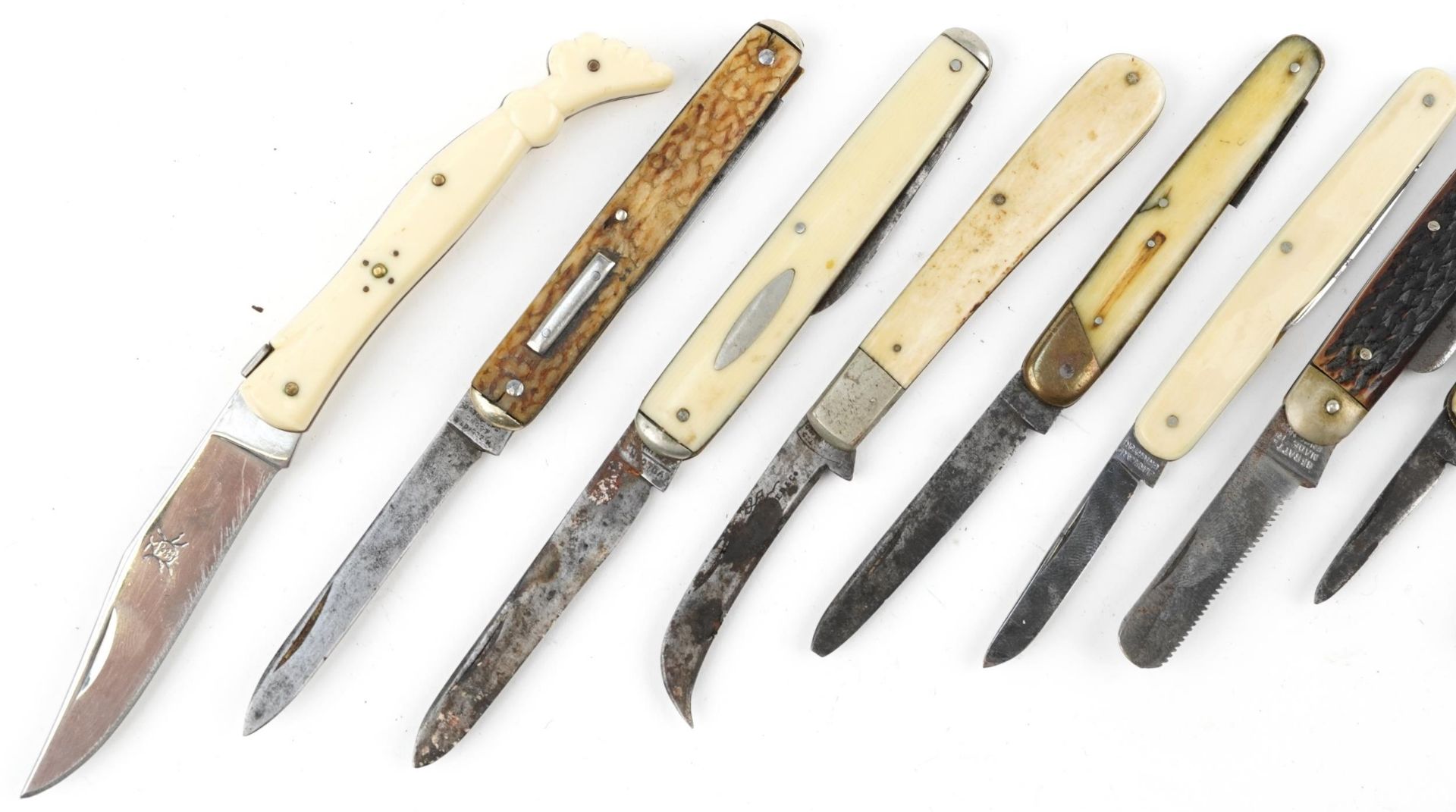 Eleven knives folding pocket knives, some with bone handles - Bild 2 aus 4