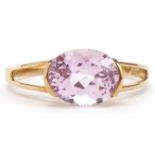 9ct gold amethyst solitaire ring, size R, 1.8g