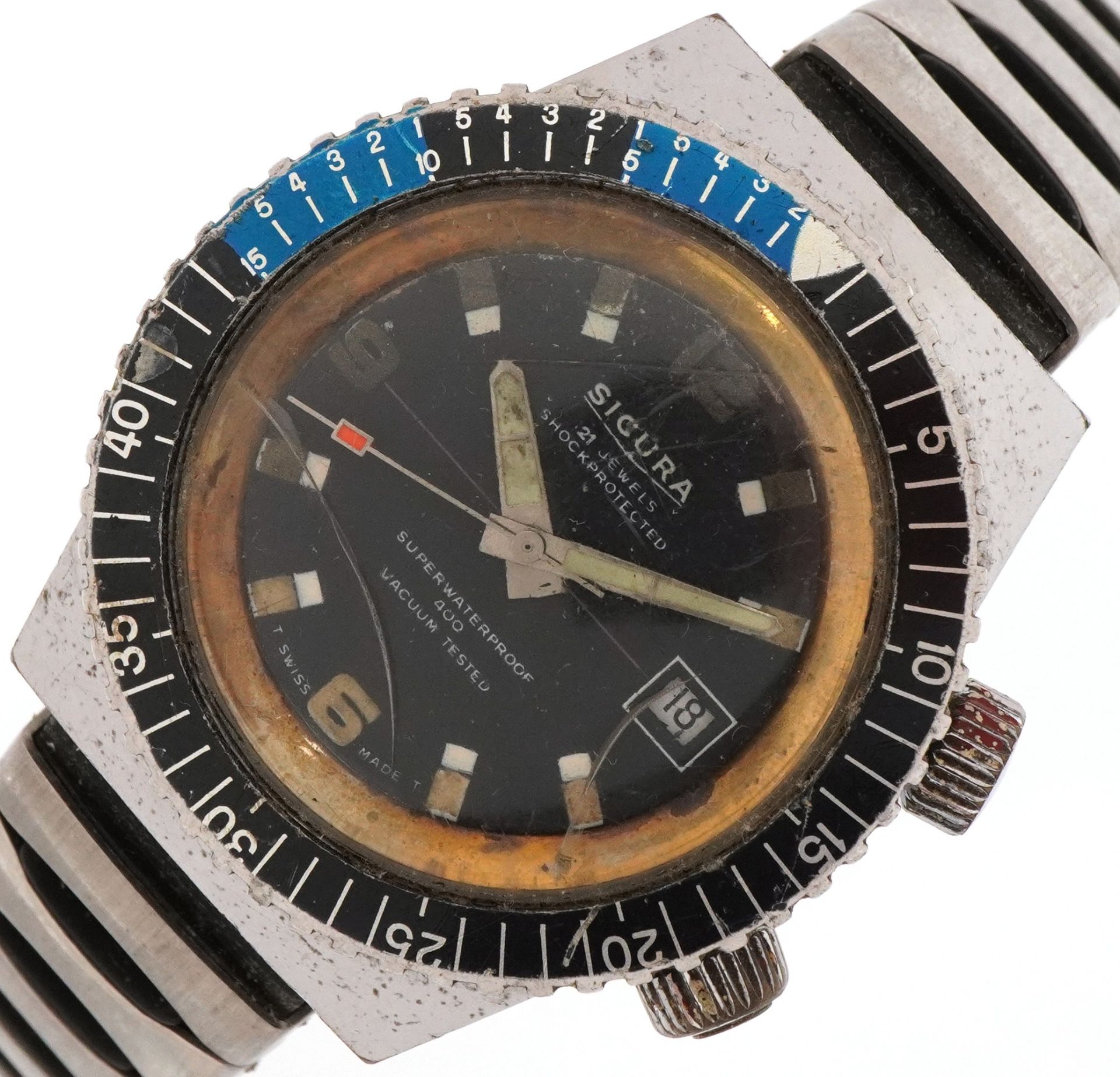 Sicura, gentlemen's manual wind wristwatch having black dial with date aperture, 40mm in diameter