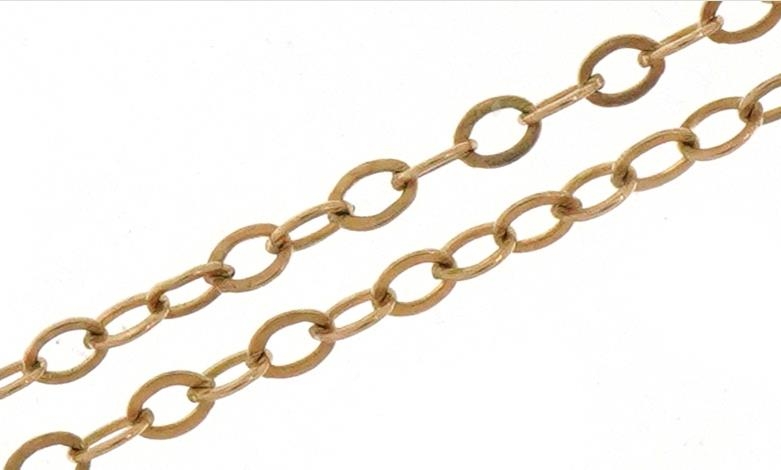 9ct gold fine paperchain link necklace, 44cm in length, 0.8g