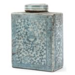 Chinese blue and white porcelain caddy and cover, 16cm high