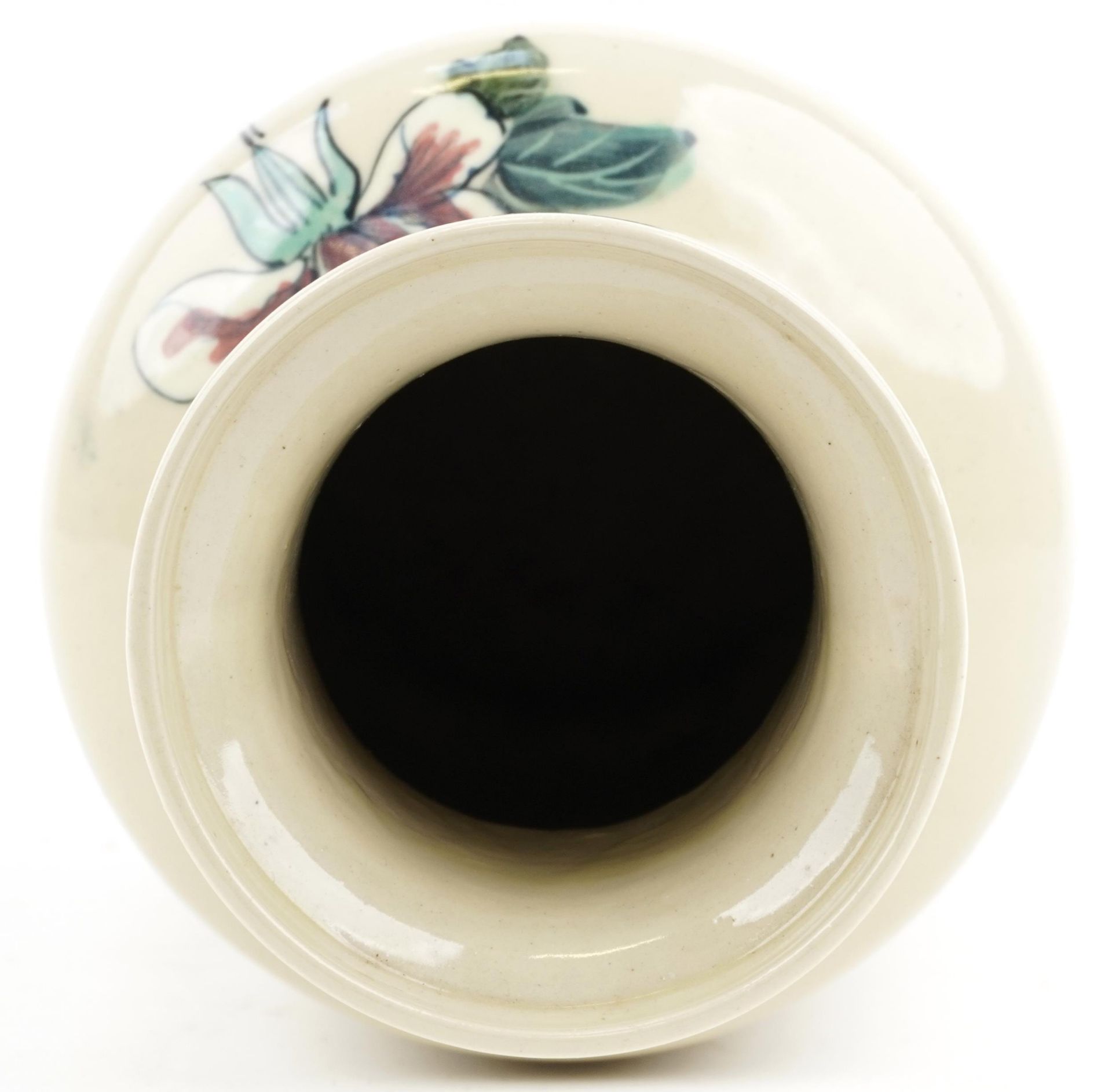 Hand painted floral pottery vase, 42cm high - Image 5 of 7