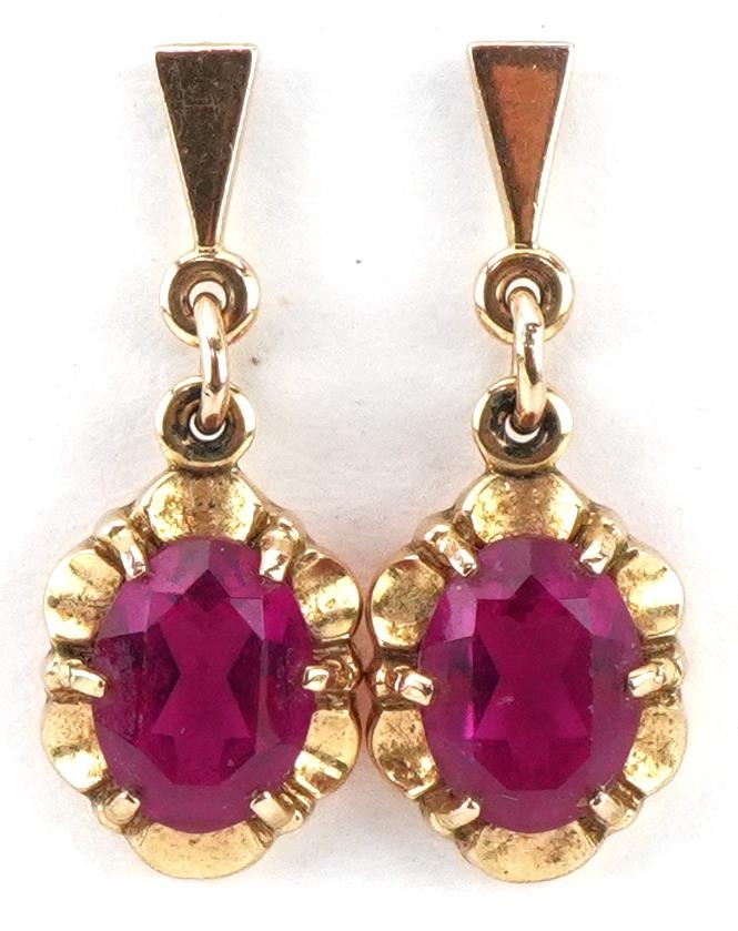 Pair of 9ct gold pink stone drop earrings, each 2.3cm high, total 2.7g