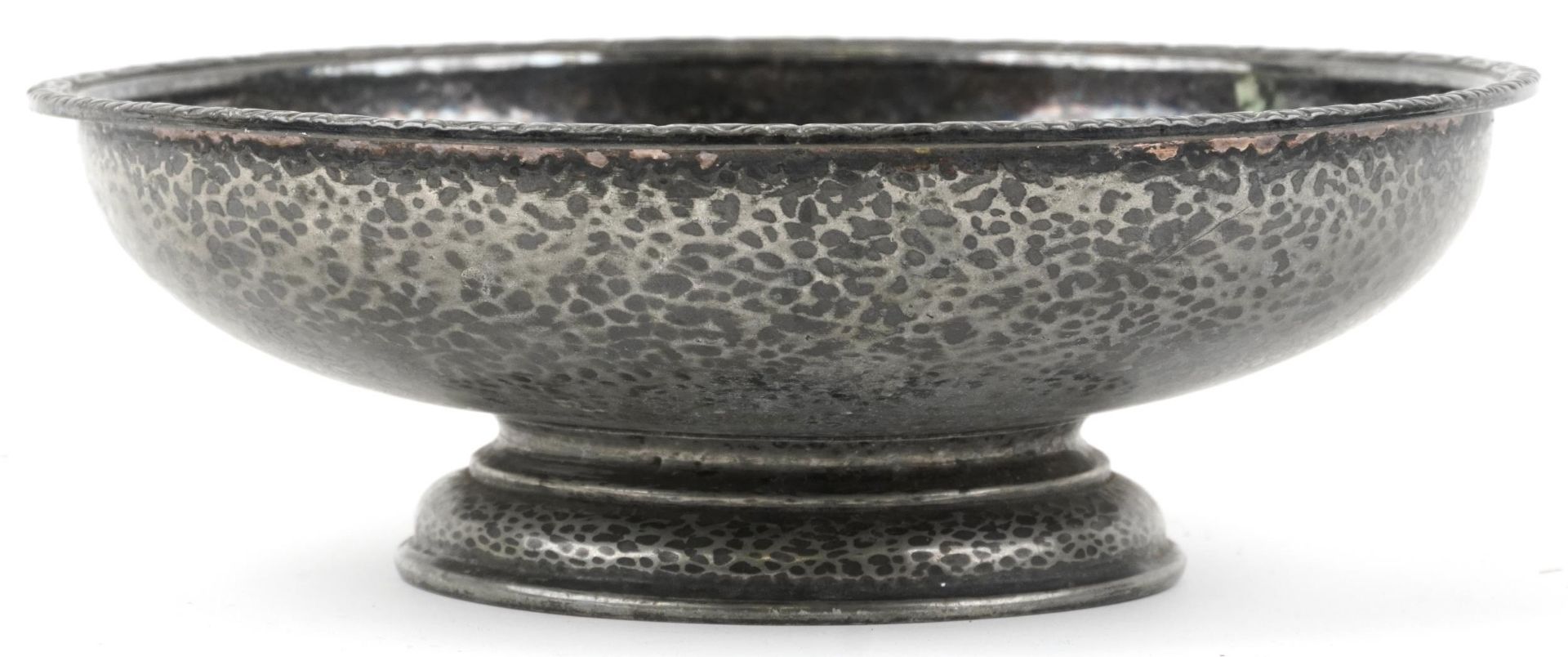 Liberty & Co, Arts & Crafts Tudric pewter footed bowl with planished decoration, 27cm in diameter - Image 2 of 4