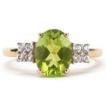 10K gold green and clear stone ring, the green stone possibly green amethyst, size L, 2.3g