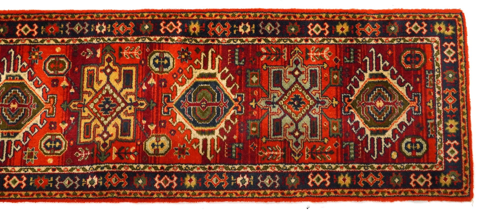 Rectangular Turkish carpet runner having and all over floral design 385cm x 69cm - Bild 4 aus 5