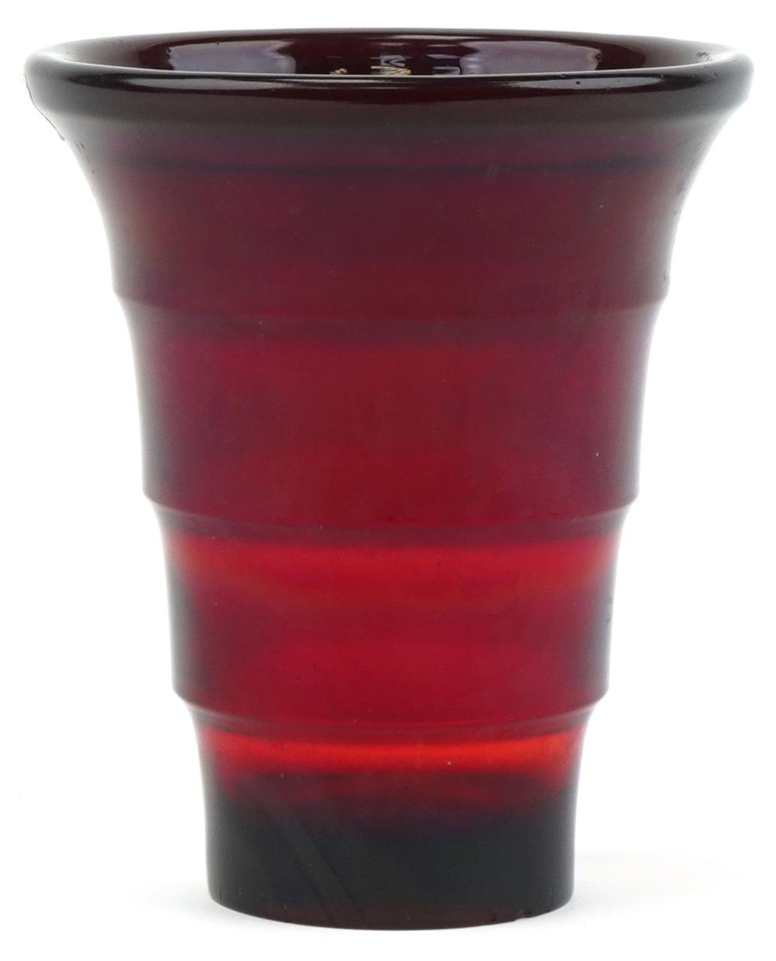 Swedish J Wuidart & Co London ruby glass vase, 18cm high - Bild 3 aus 4