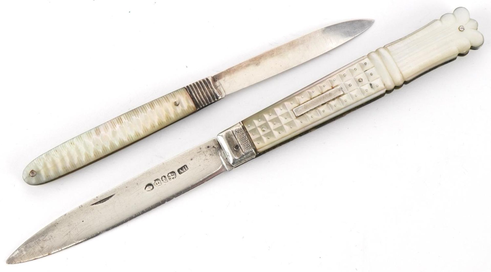 Two Georgian and later mother of pearl flanked silver folding fruit knives, one with tooled - Image 3 of 6