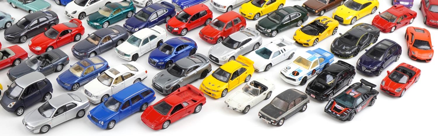 Large collection of vintage and later collector's vehicles, predominantly diecast, including Burago, - Image 5 of 5