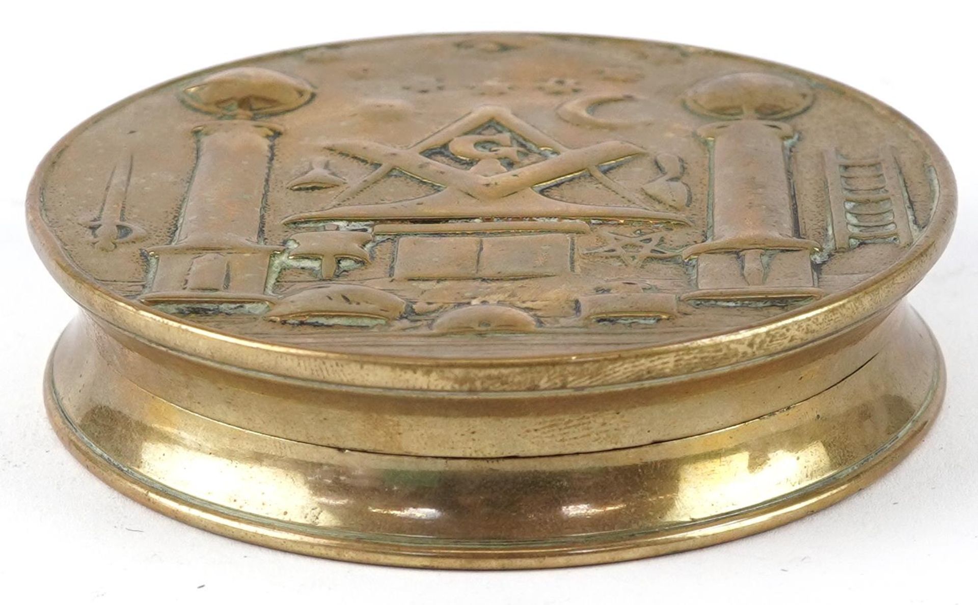 Masonic interest brass tobacco box, 9cm in diameter - Image 2 of 4