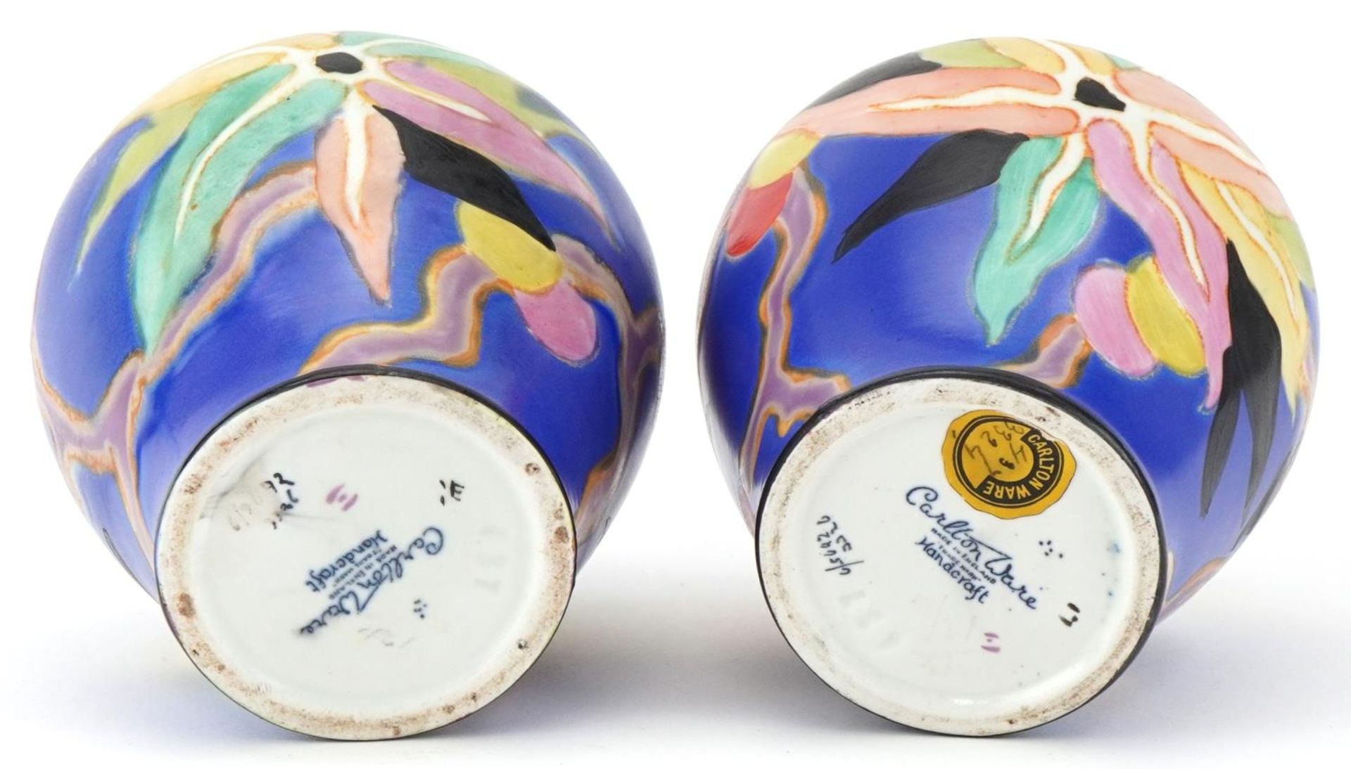 Pair of Carlton Ware hand painted Handcraft ginger jars and covers, paper label to base, each 20cm - Image 4 of 5