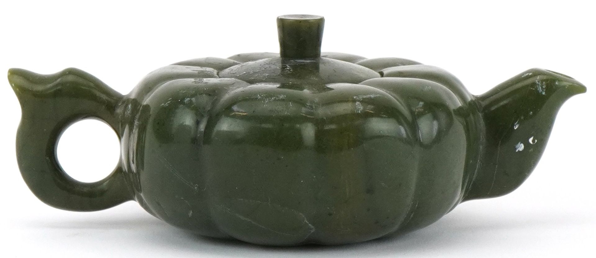Chinese carved jadeite teapot in the form of a melon, 17cm wide - Image 4 of 7