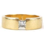 18ct gold princess cut diamond ring, the diamond approximately 0.25 carat, size N/O, 8.5g