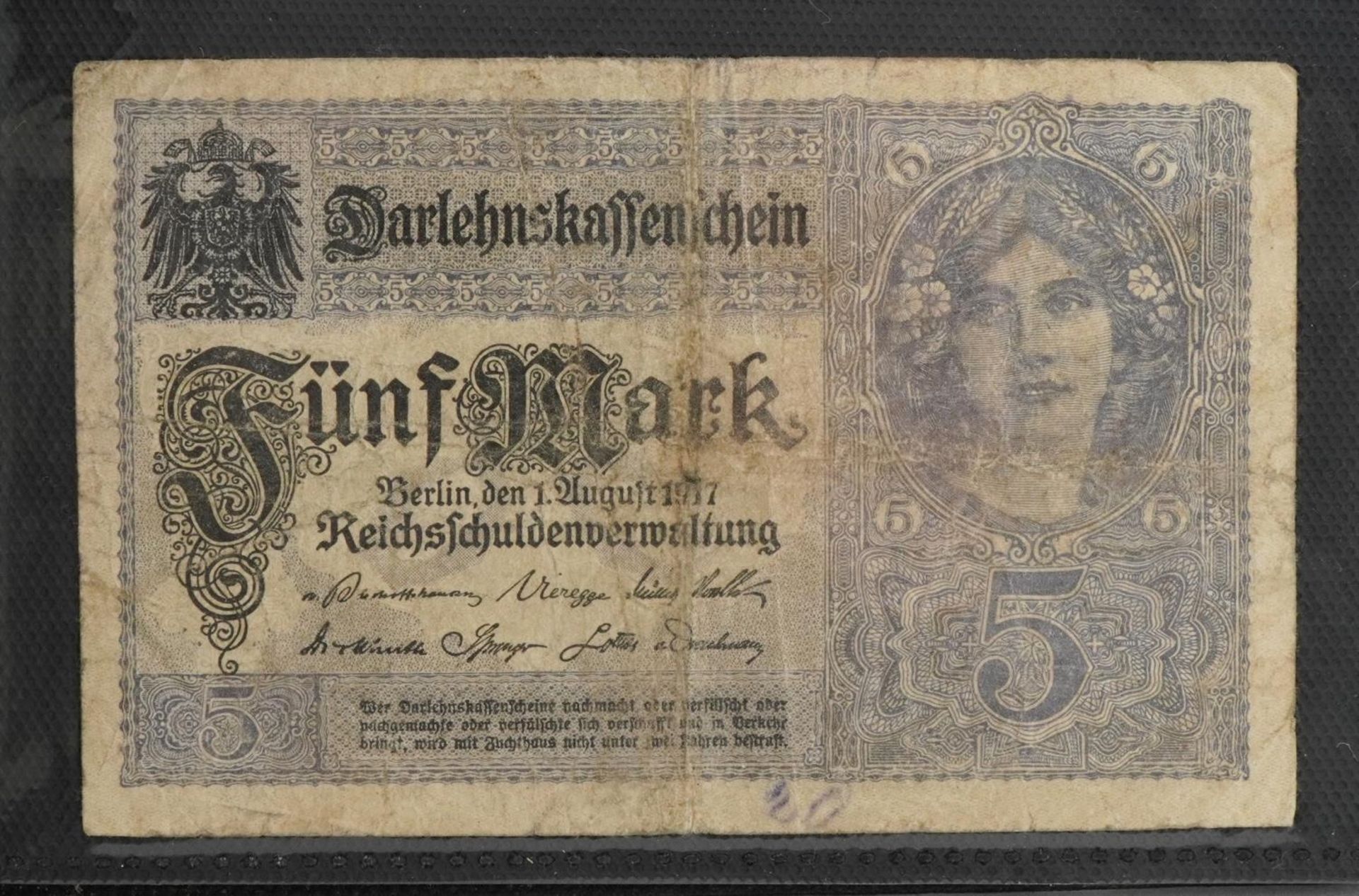 World banknotes arranged in an album including Bank of Scotland twenty pounds, Kenya, Indonesia - Bild 7 aus 10
