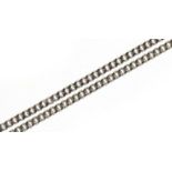 9ct white gold fine curb link necklace, 44cm in length, 0.9g