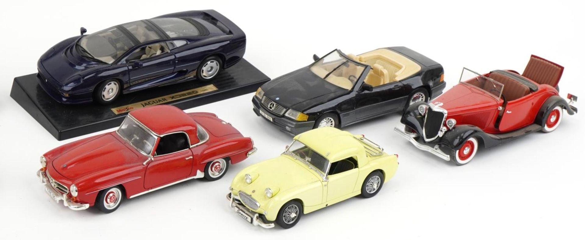 Eleven 1:18 scale diecast vehicles including Maisto, Honda S2000, Burago Maserati 3200G, Burago 1954 - Image 3 of 3