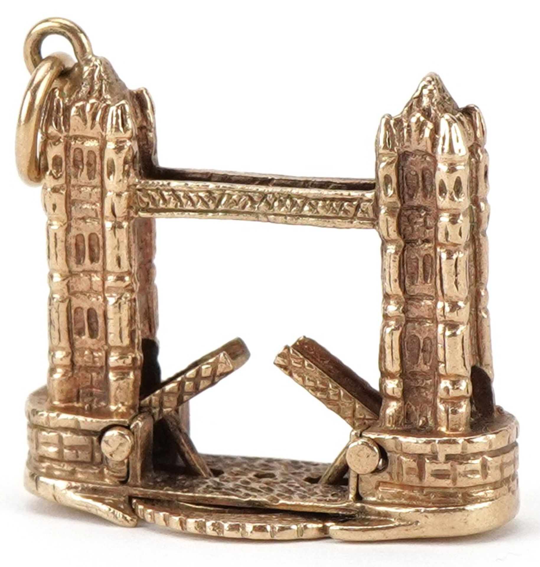 Large 9ct gold charm in the form of London Tower Bridge with rise and fall bridge, 2.2cm high, 7.4g - Bild 2 aus 5